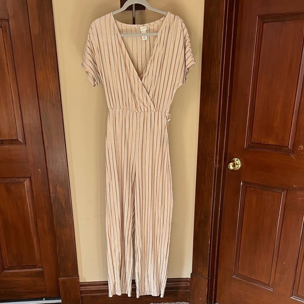 H&M striped Jumpsuit!